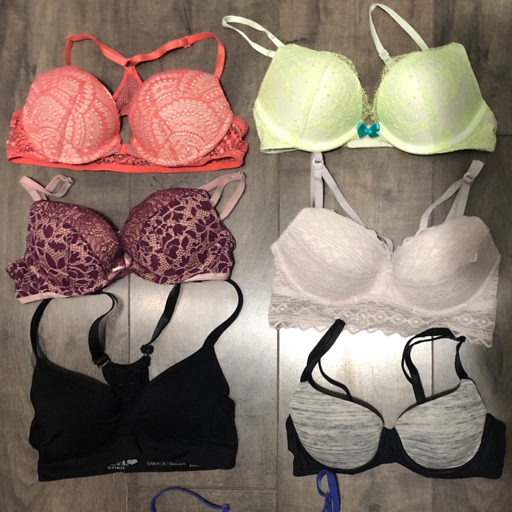 SOLD LOT OF 7 32A/B/XS BRAS SOLD SOLD